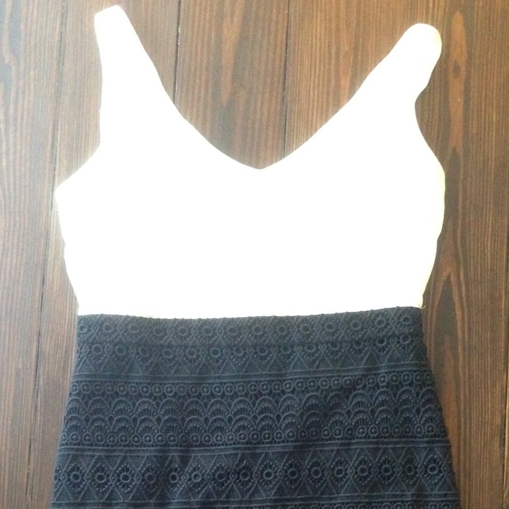 Black and white Loft Dress!
